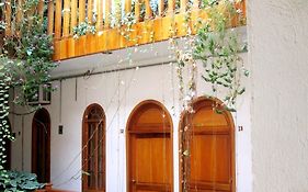 Hotel Guzman